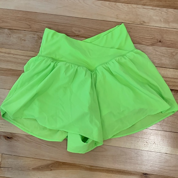 aerie Pants - Offline by aerie Neon Green Skort - Size Small